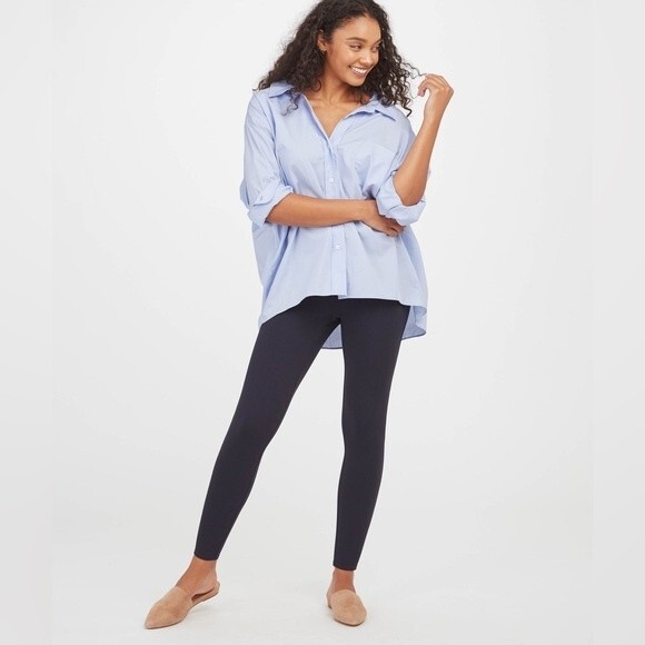 Spanx Look at Me Now Seamless Leggings in Navy M NWOT - Picture 2 of 10